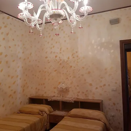 Oda ve Kahvaltı Marilena *