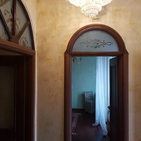 Marilena Oda ve Kahvaltı