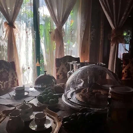 Oda ve Kahvaltı Marilena