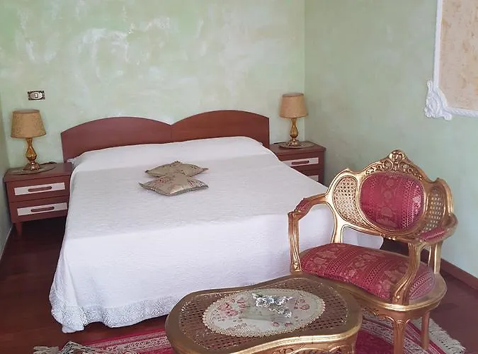 Marilena 住宿加早餐酒店 罗卡伊恩佩里亚莱